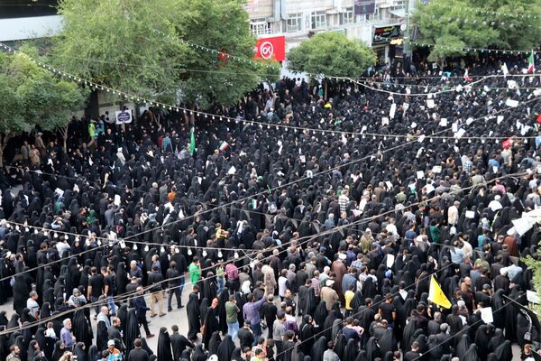 وداع تاریخی مشهدی‌ها با خادم‌الرضا؛ شهید جمهور