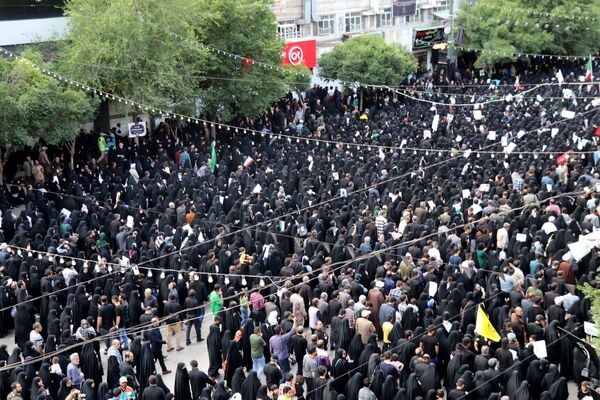 وداع تاریخی مشهدی‌ها با خادم‌الرضا؛ شهید جمهور