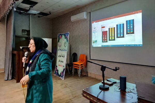 توانمندسازی یاورمربیان پسر مقطع ابتدایی در ناحیه چهار شیراز 