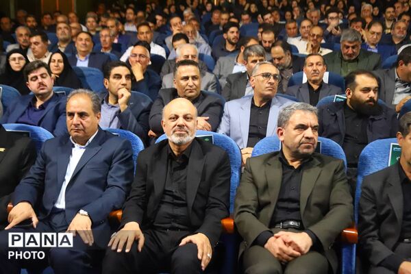 آغاز طرح ملی آموزش هوش مصنوعی در مدارس غیردولتی با حضور مقامات ارشد کشور در تبریز