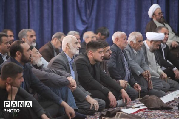 نماز جمعه؛ رنگین‌کمان ایمان و همدلی