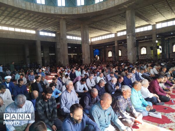 نماز  عبادی سیاسی جمعه نیشابور در روز ولادت حضرت زینب (س) و روز پرستار 