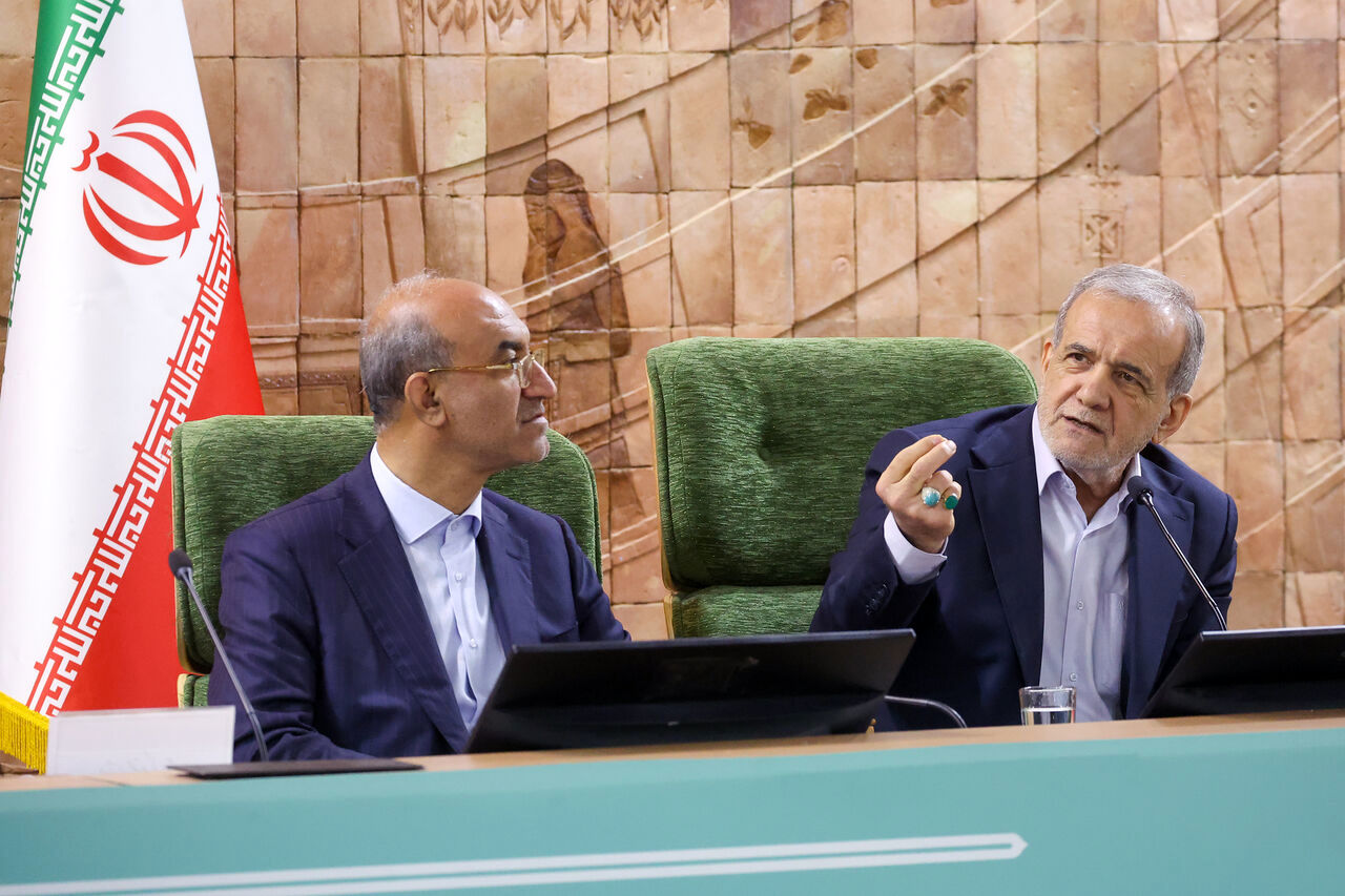 آینده همان خواهد شد که به فرزندانمان آموخته‌ایم