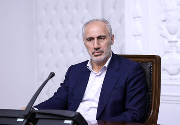 مطالبات گندمکاران، معلمان و حوزه دارو تسویه می‌شود