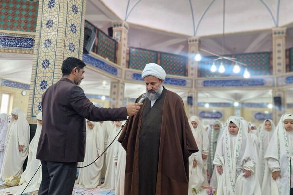 آغاز فصل بندگی دانش‌آموزان قرچک در جشن تکلیف