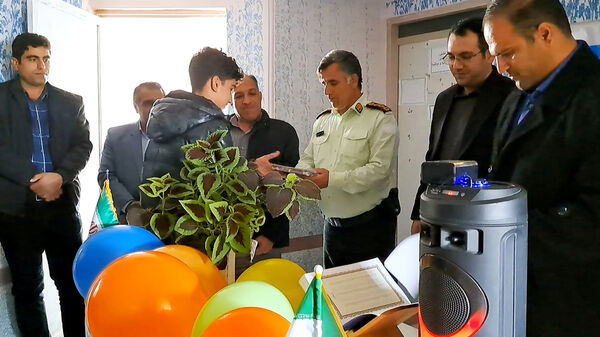 گرامیداشت دهه فجر در آموزشگاه بحرالعلوم معمولان