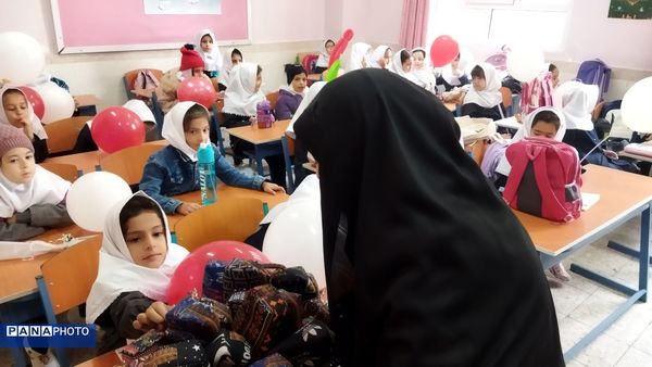 طلوع «شکوفه‌های مقاومت» در مدرسه خیرساز اسکو