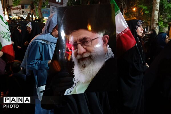 ایستادگی تا هفتاد و هفتمین شب بیعت با رهبر، برای ثبات اقتدار ملت