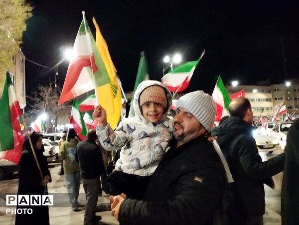  بی‌تابِ میناب، در سوگِ رهبر و لاله های کوچک