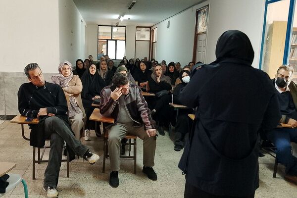 همایش آموزش خانواده در آموزشگاه جدلی ناحیه دو شهرری 