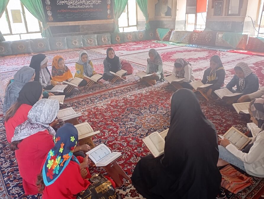 برگزاری کلاس تابستانی قرآن در روستای گزکوه