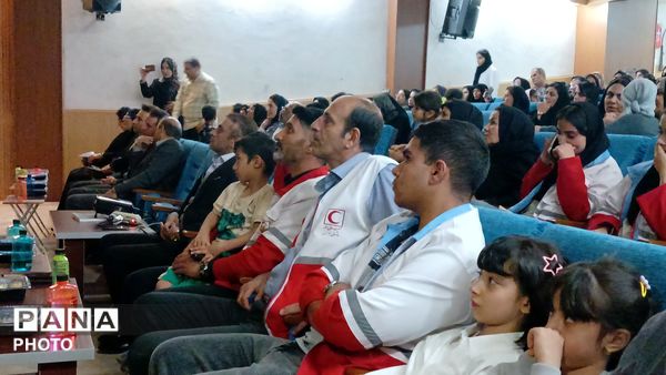فارسان میزبانِ یکی از برترین مغزهای متفکر زیست‌شناسی جهان