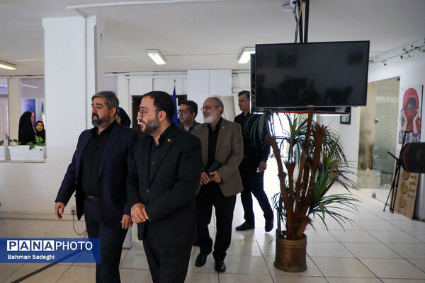 بازدید رییس کانون پرورش فکری کودکان و نوجوانان از پانا به مناسبت روز خبرنگار
