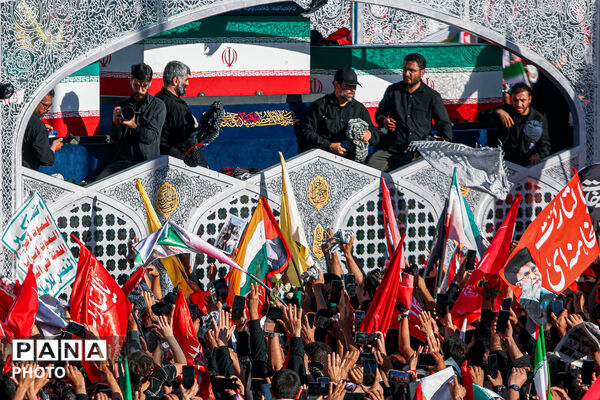 تشییع پیکر رهبر شهید انقلاب در مشهد مقدس-۲