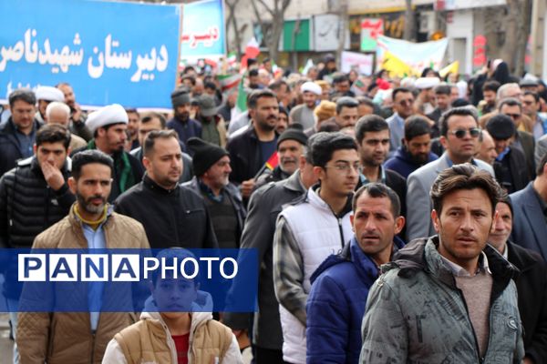 گلستانی از غرور در سملقان؛ موج حضور مردم در جشن انقلاب