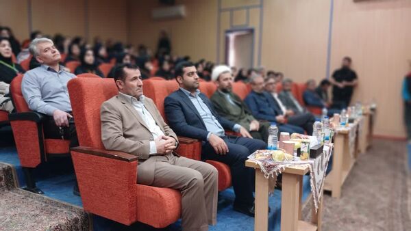 برگزاری اختتامیه کارسوق کشوری لیزر وفوتونیک در مرکز آموزش عالی امام خمینی(ره) محمدشهر کرج 