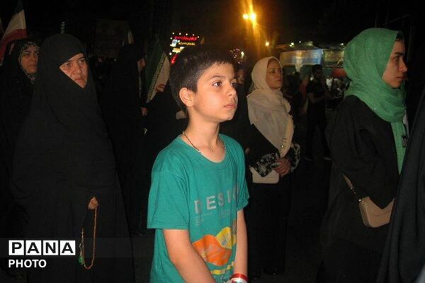 حضور پرشور دهه نودی ها در میدان