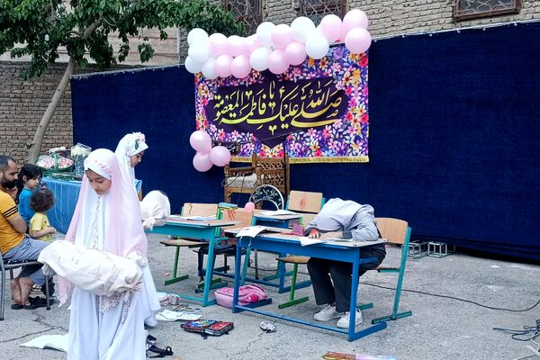 مراسمی به یاد شهدای میناب در رباط‌کریم