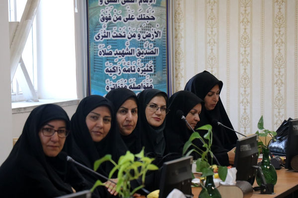 نشست و هم‌‌اندیشی معاون پرورشی و فرهنگی اداره‌کل آموزش و پرورش با ناحیه 6 مشهد