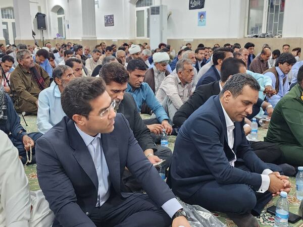 همایش یاوران ولایت در شهرستان‌های جنوب کرمان 