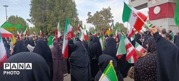 خروش حماسی مردم انقلابی بندرعباس در تجدید میثاق با رهبر جدید انقلاب اسلامی