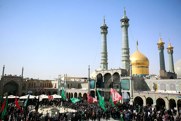 دسته عزاداری خادمان حرم حضرت معصومه(س) در سالروز رحلت ایشان