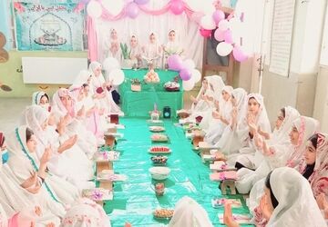 جشن قرآن در دبستان شیخ کلینی ۲