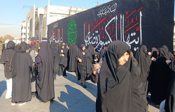 بزرگترین اطعام فاطمی کشور در مراسم استقبال از شهدا