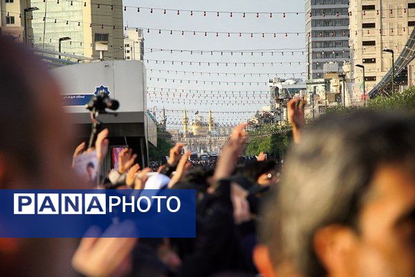اجتماع مردم مشهد در فراق سید الشهدای خدمت 