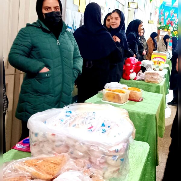نمایشگاه هفته هنرهای مدرسه (ماها) در دبیرستان سمیه بجنورد