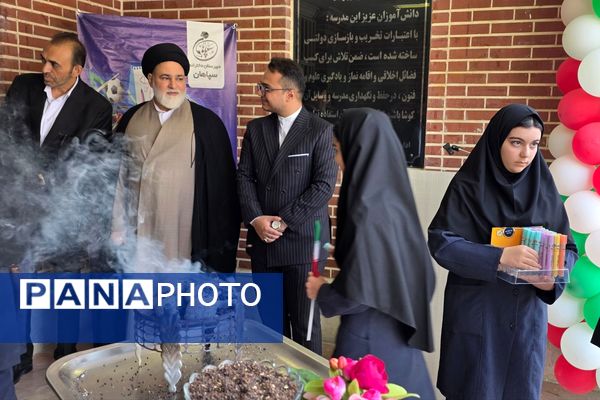 برگزاری جشن جوانه ها ، آغاز فصل رویش جوانه ها در بهارستان دو