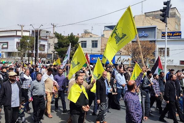 حضور پرشور مردم و مسئولان رباط کریم در راهپیمایی روز قدس