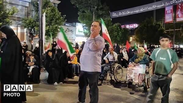  تجمع مردم در هشتاد و هفتمین شب در قاب پانا