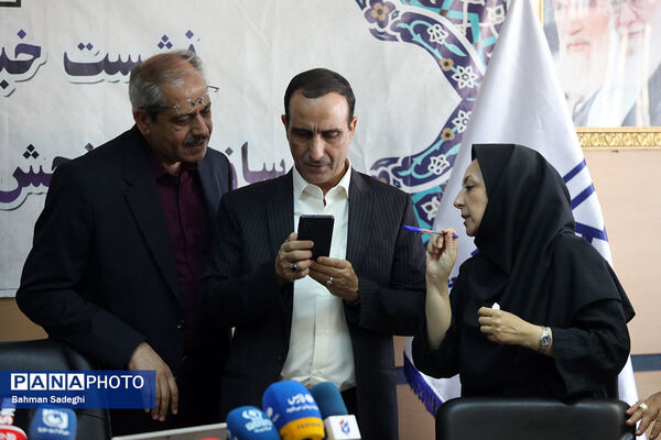 نشست خبری رئیس سازمان سنجش آموزش کشور