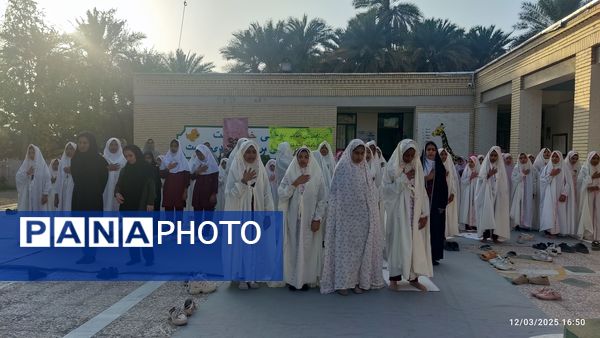 روزه اولی‌های دبستان مولوی فین، مهمانان ویژه‌‌‌ سفره افطار