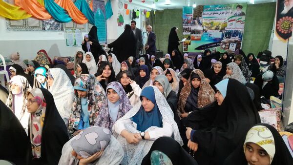  اعتکاف دانش آموزی در مدارس دشتستان 
