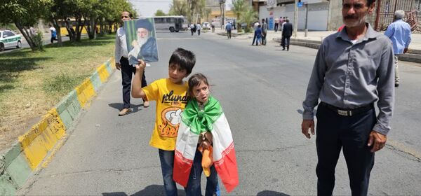 راهپیمایی خشم و نصر در سراسر استان کرمان