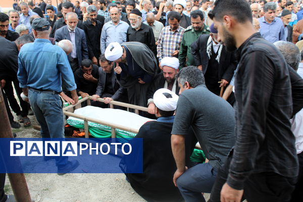 تشییع پیکر مادر شهید حسینعلی جعفری