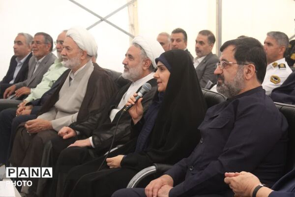 افتتاح ۱۲ کیلومتر از آزادراه کمربندی غربی قم با حضور وزیر راه و شهرسازی