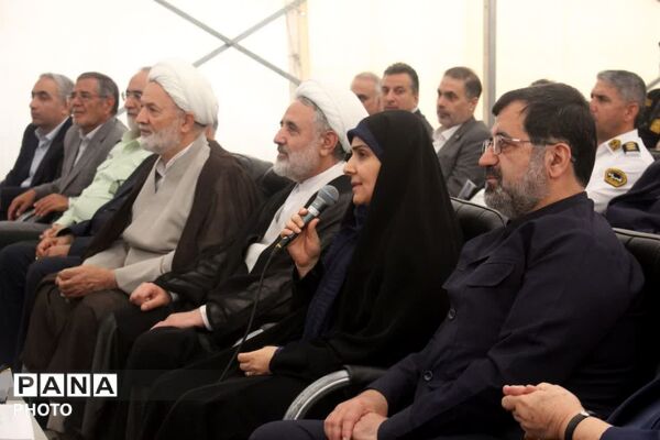 افتتاح ۱۲ کیلومتر از آزادراه کمربندی غربی قم با حضور وزیر راه و شهرسازی