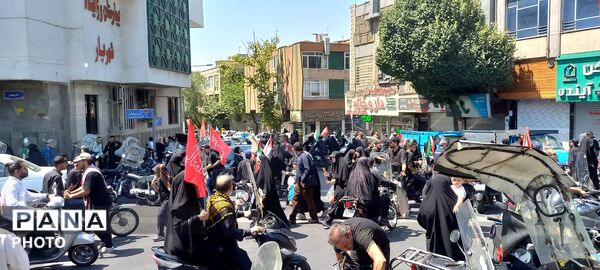 تهران در سوگ؛ خیابان‌ها لبریز از حضور مردم