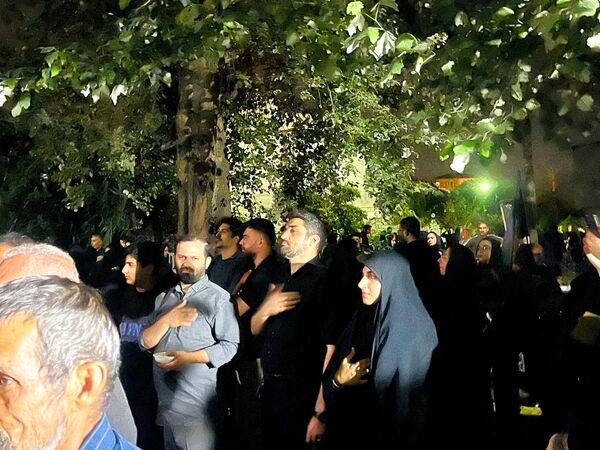 آیینی ماندگار از دلدادگی مردم محمودآباد به امام حسین(ع) در شب عاشورا