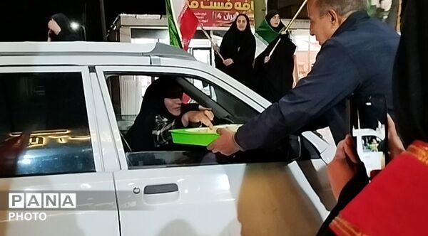 موکب دانش‌آموزی در سوگواره اربعین شهادت رهبر انقلاب و شهدای دانش‌آموز میناب