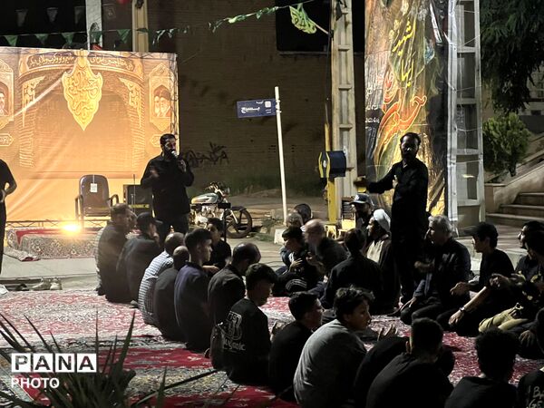 شور حسینی در شهرک ینگی امام  در شب اول محرم 