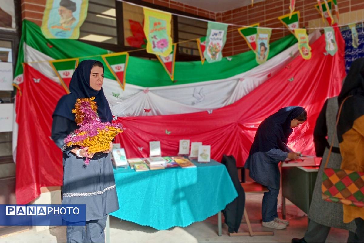 طنین گلبانگ زنگ انقلاب در مدرسه اخترصدوقی پیشوا