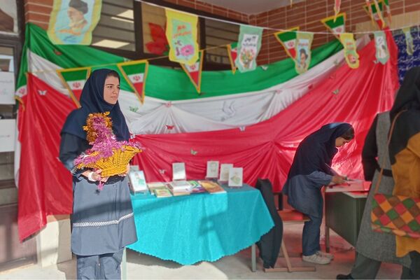 طنین گلبانگ زنگ انقلاب در مدرسه اخترصدوقی پیشوا
