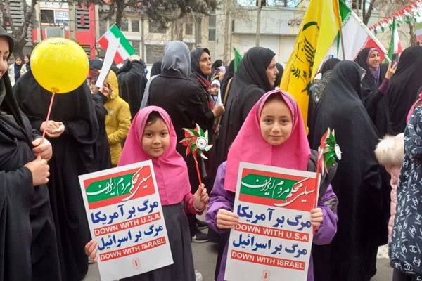 ۲۲بهمن تجلی شور، هیجان، ایستادگی و وطن دوستی در رودهن