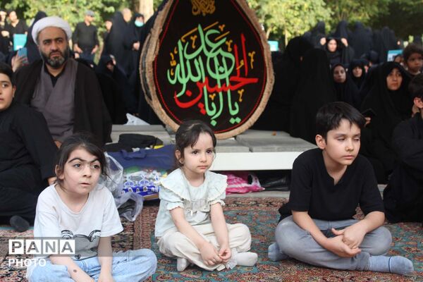 مراسم سالگرد شهیدان شاکری، پرتویان و سلگی در مسجد جمکران