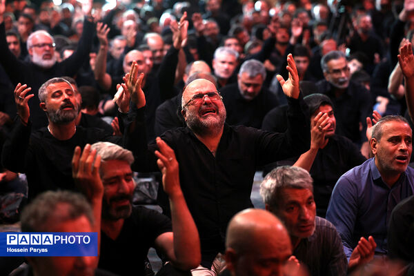 عاشورای حسینی در دانشگاه تهران
