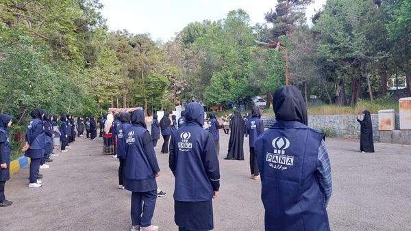 ورزش صبحگاهی دانش آموز خبرنگاران در اردوی مسئله محور